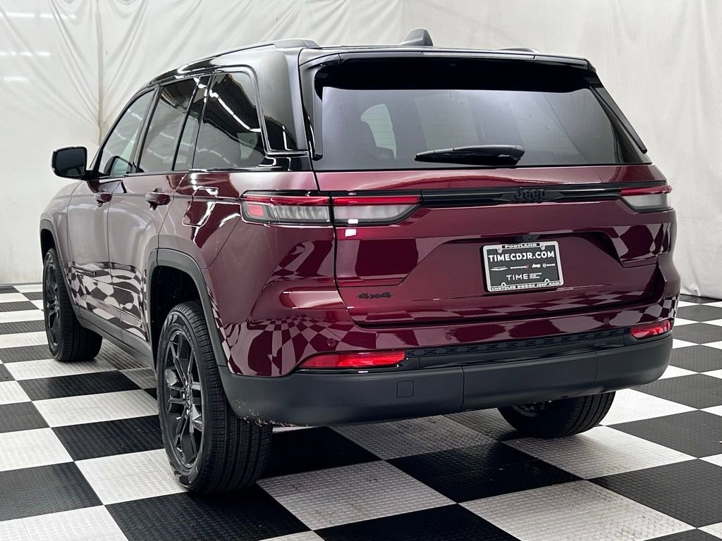 New 2025 Jeep Grand Cherokee Limited image 6