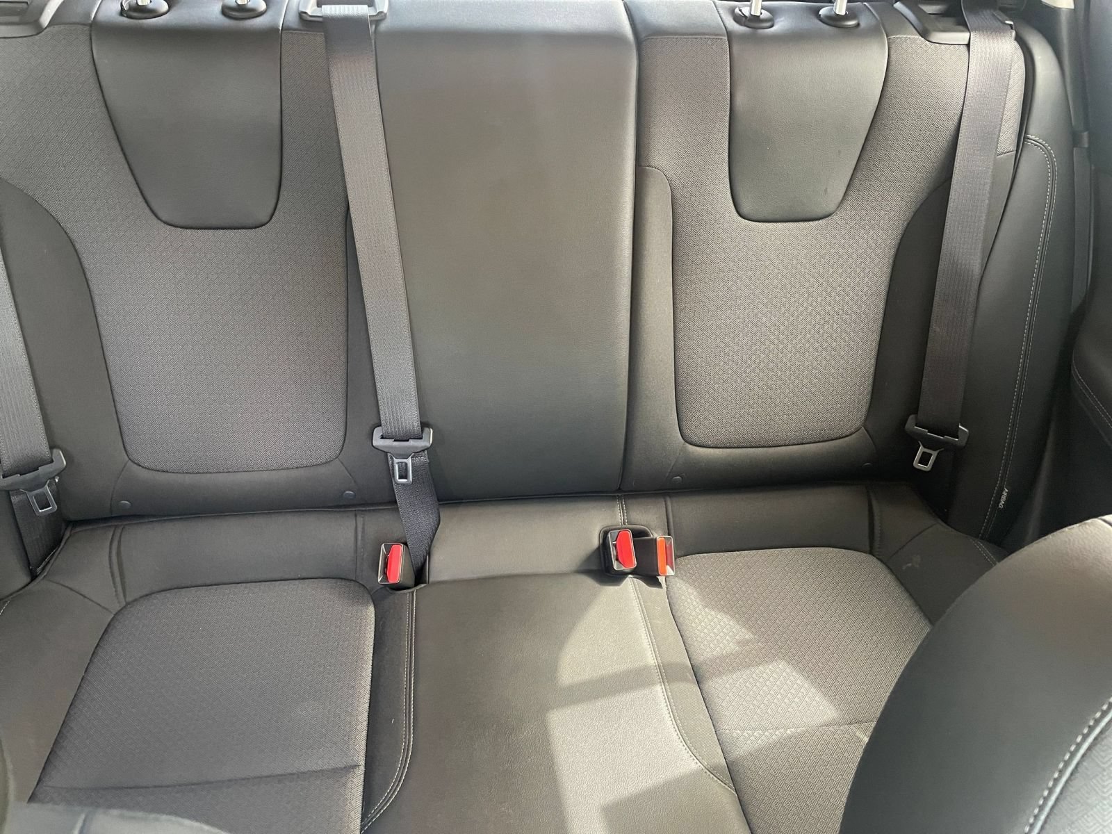 Used 2025 Buick Encore GX Preferred FWD image 36