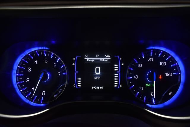 Used 2023 Chrysler Voyager LX FWD image 24