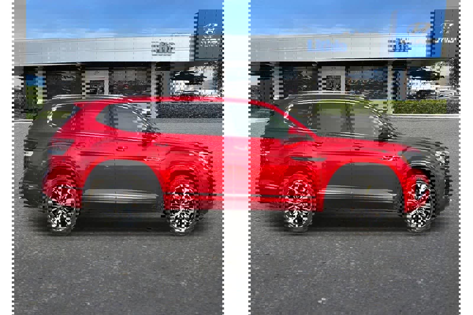 Used 2024 Volkswagen Atlas SEL Premium R-Line image 10