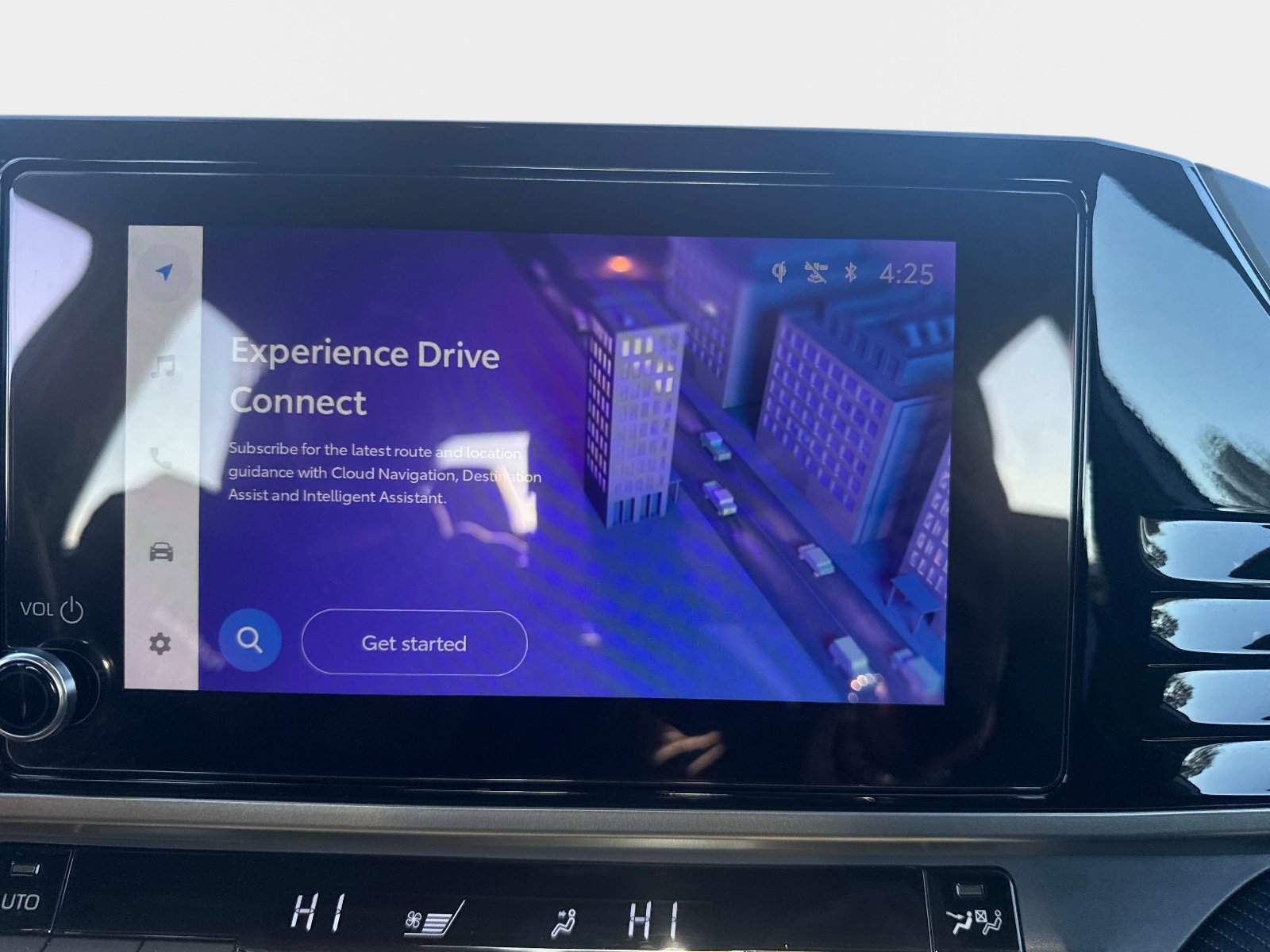 Used 2025 Toyota Camry SE image 21