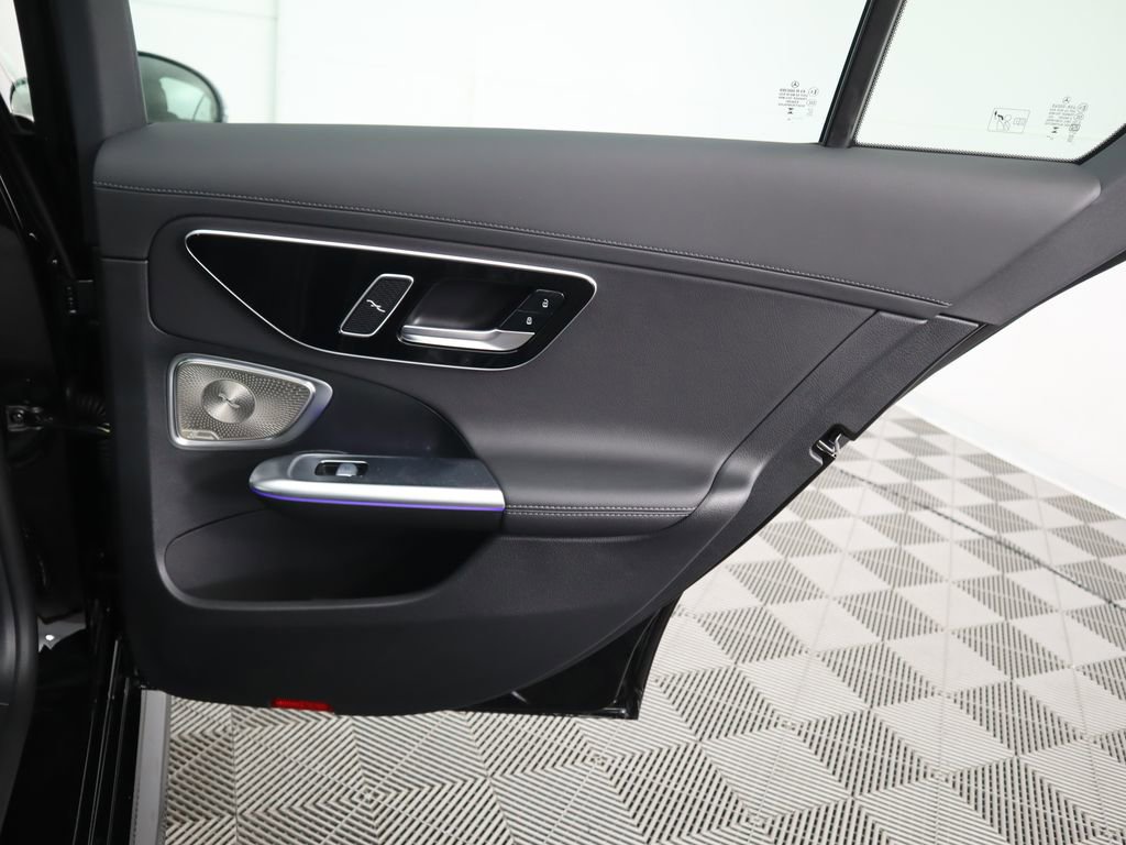 New 2025 Mercedes-Benz C 300 4MATIC Sedan image 28
