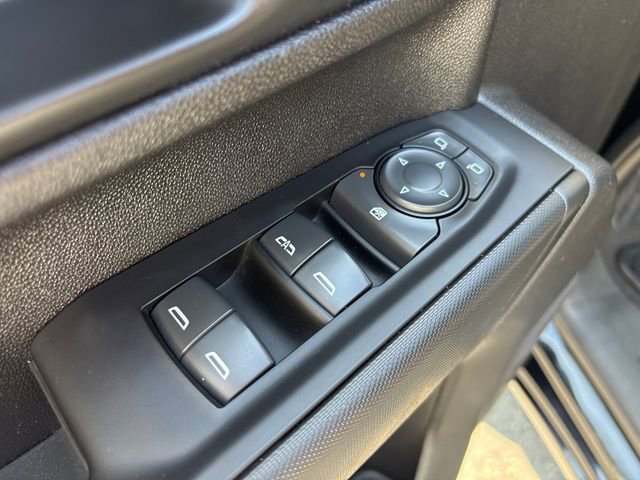 Used 2024 Chevrolet Silverado 2500 Custom image 17
