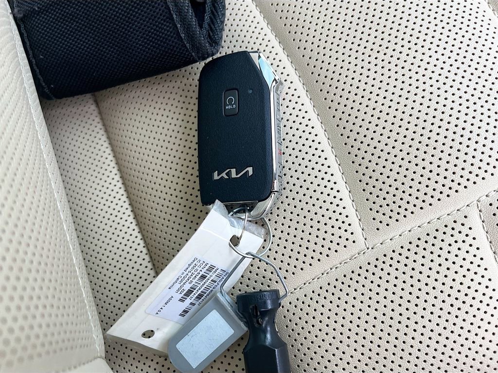 Used 2023 Kia Stinger GT2 AWD/4WD image 35