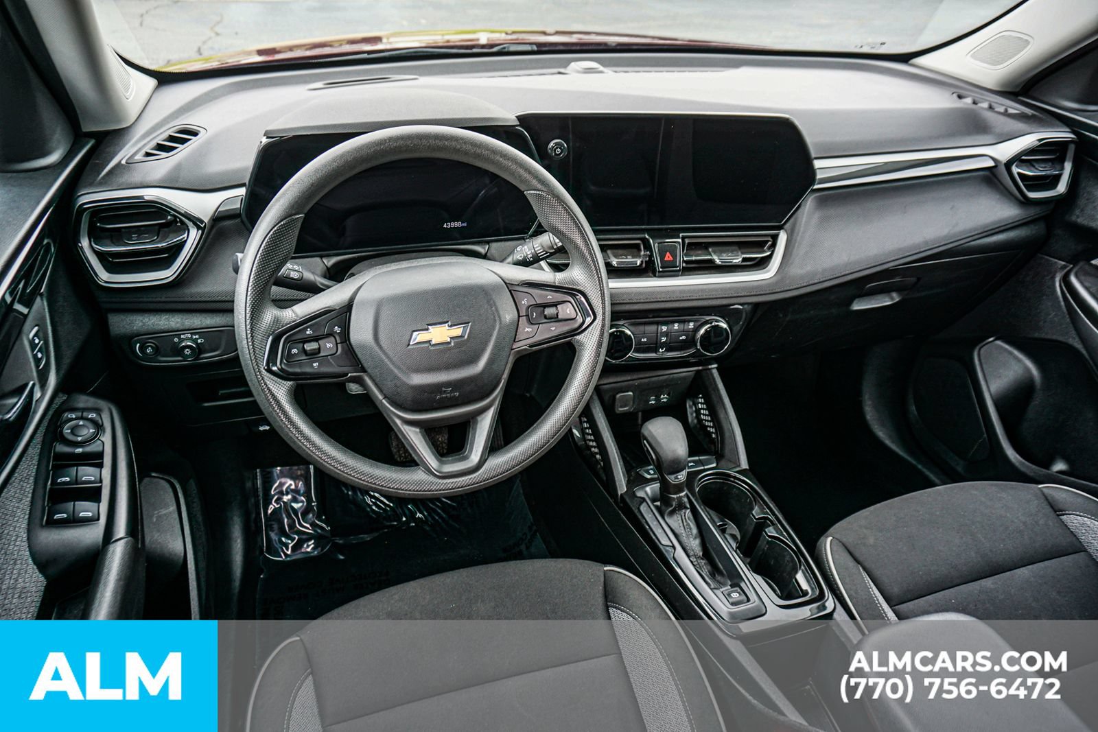 Used 2024 Chevrolet TrailBlazer LT FWD image 27