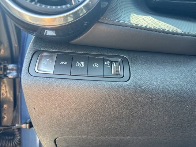 Used 2026 Chevrolet Equinox LT AWD/4WD image 15