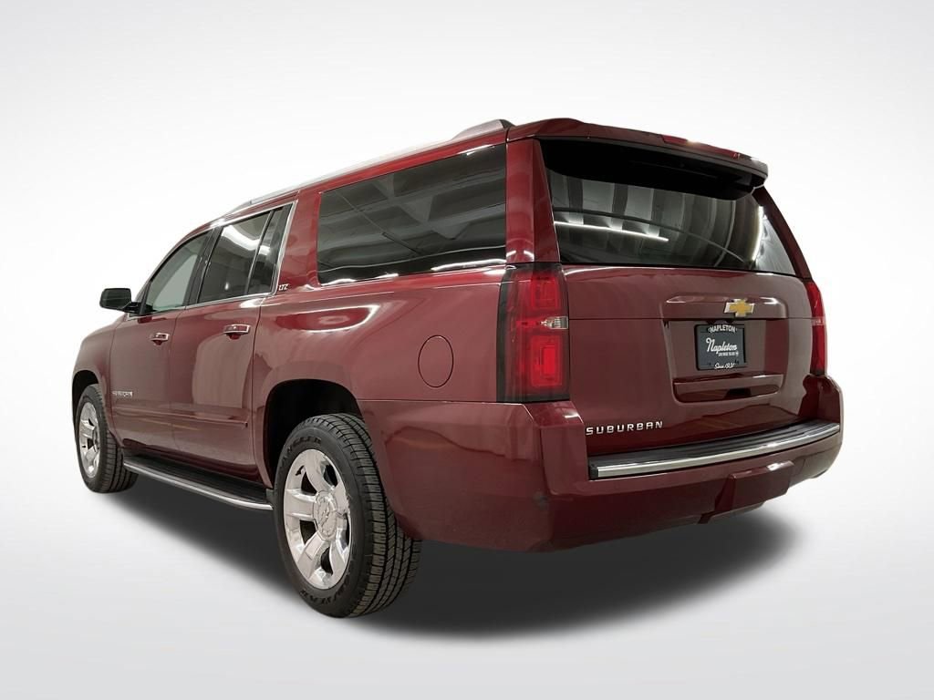 Used 2016 Chevrolet Suburban LTZ image 2