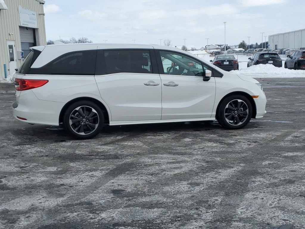 Used 2024 Honda Odyssey Elite image 9