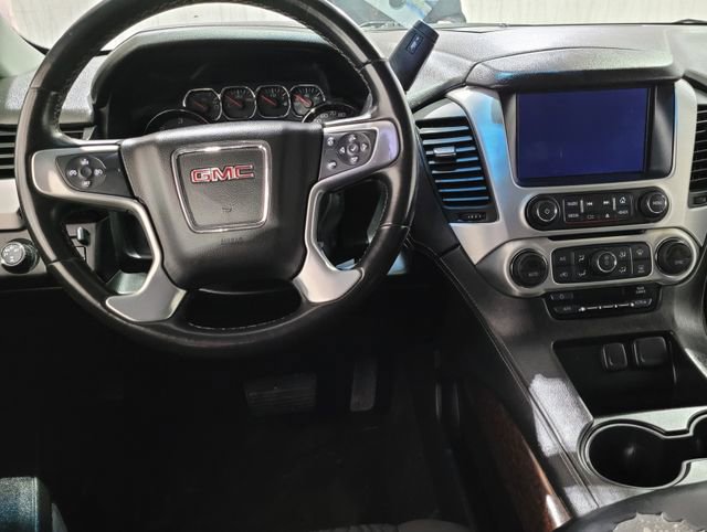 Used 2016 GMC Yukon SLE w/ HD Trailering Package image 4