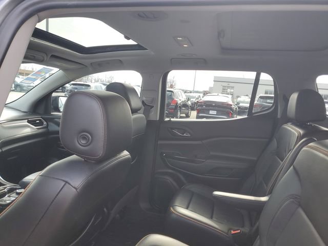 Certified 2020 GMC Acadia AT4 w/ GMC Pro Grade Package image 9