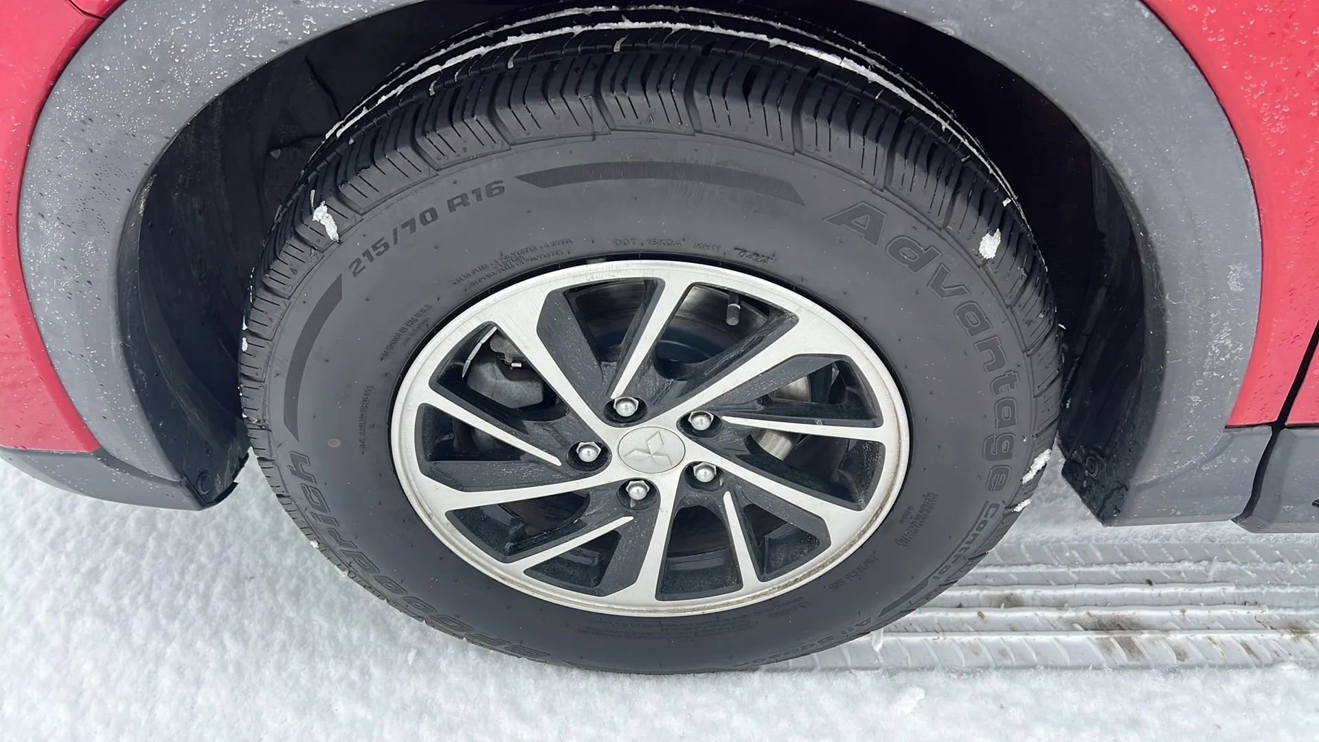 Used 2020 Mitsubishi Eclipse Cross ES image 11