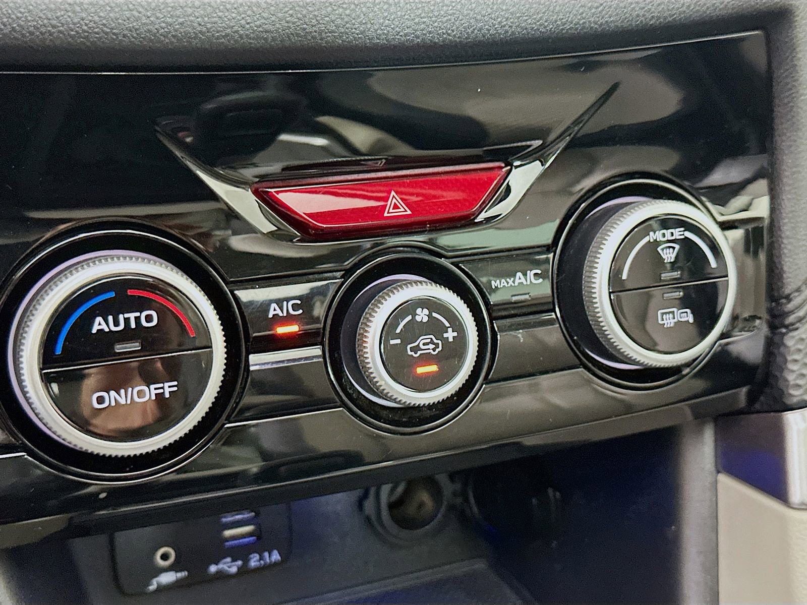 Used 2023 Subaru Forester Premium AWD/4WD image 15