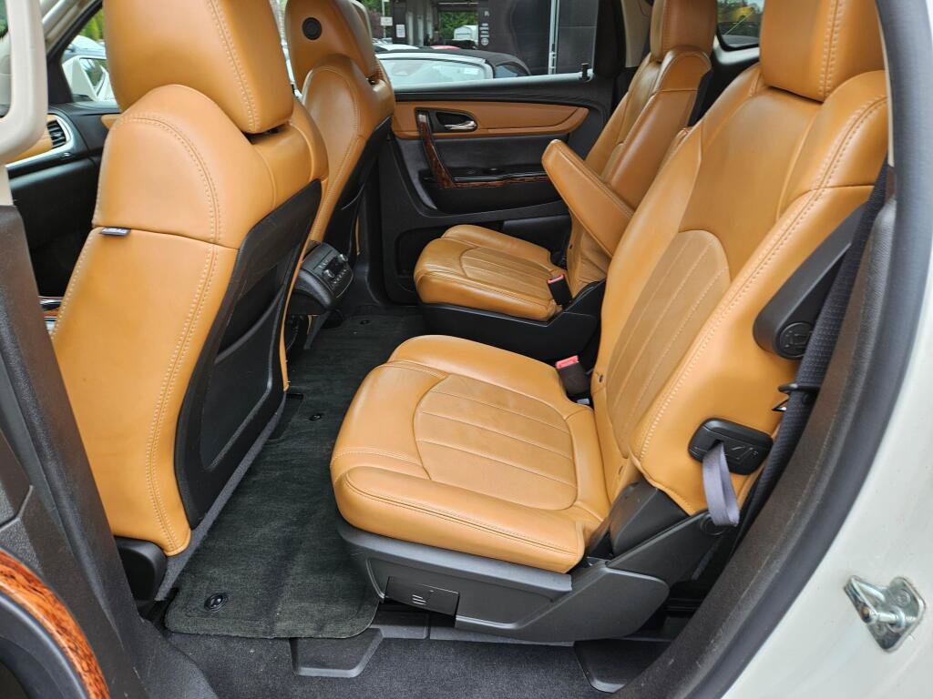 Used 2014 Chevrolet Traverse LTZ AWD/4WD image 14
