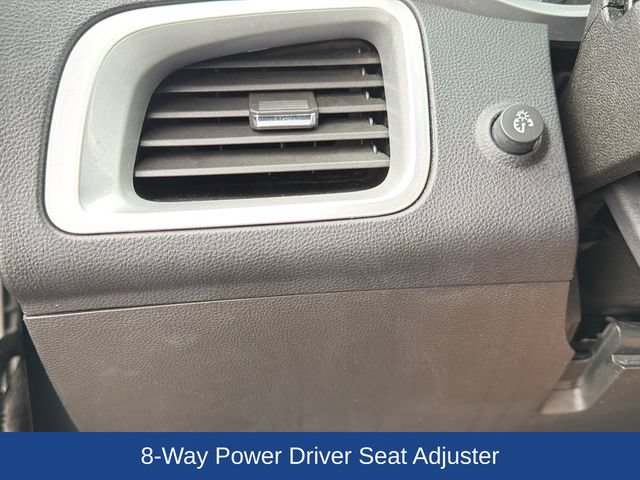 Used 2012 Chevrolet Equinox LT FWD image 14