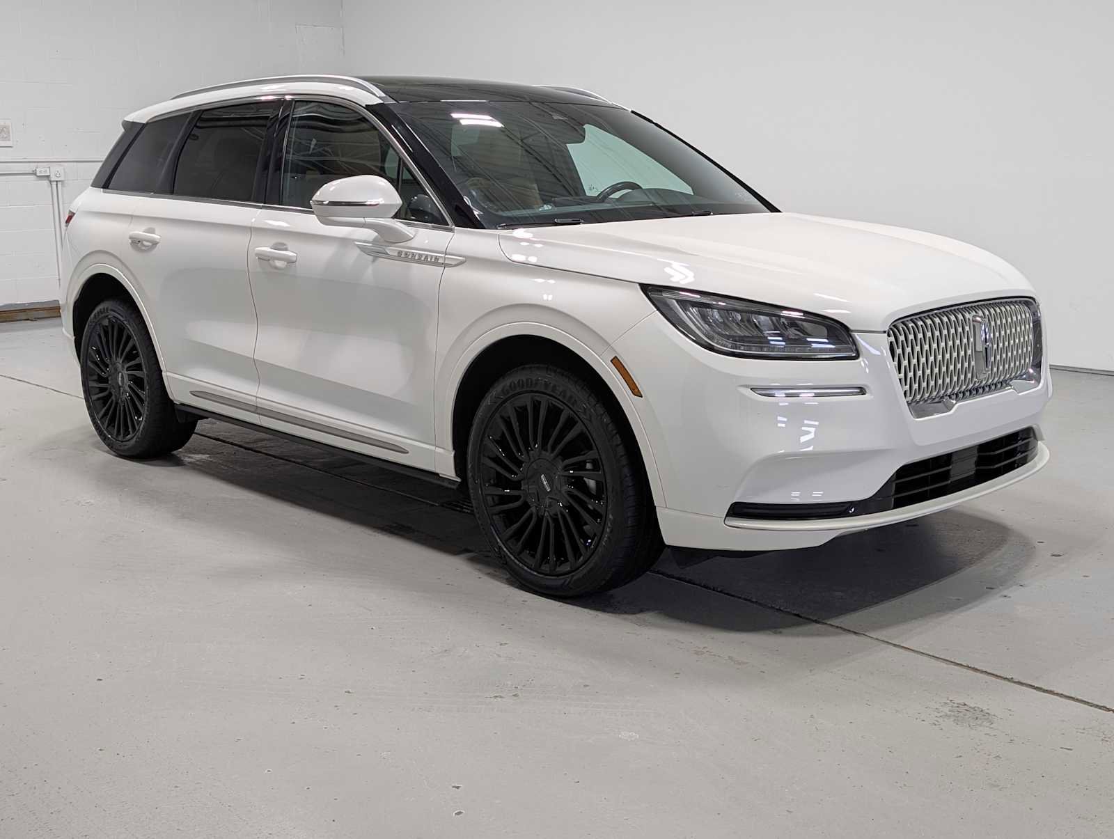 Certified 2022 Lincoln Corsair Reserve image 6