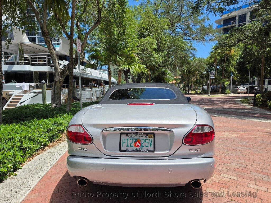 Used 2005 Jaguar XK8 Convertible RWD image 11