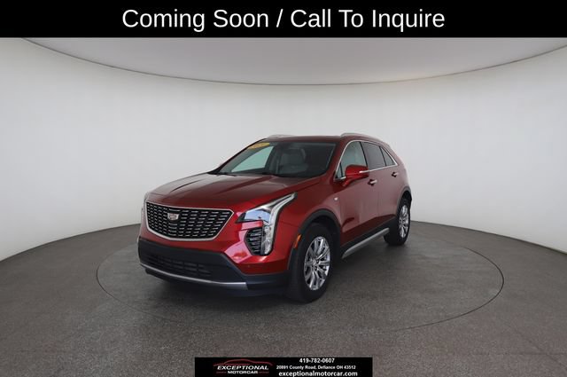 Used 2021 Cadillac XT4 Premium Luxury w/ Cold Weather Package AWD/4WD image 2