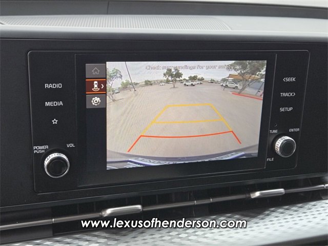 Used 2024 Kia Carnival LX image 23