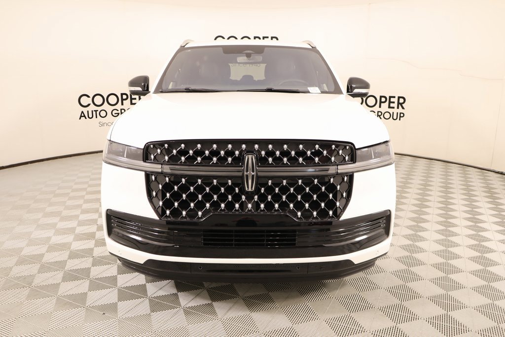 New 2025 Lincoln Navigator Black Label image 9