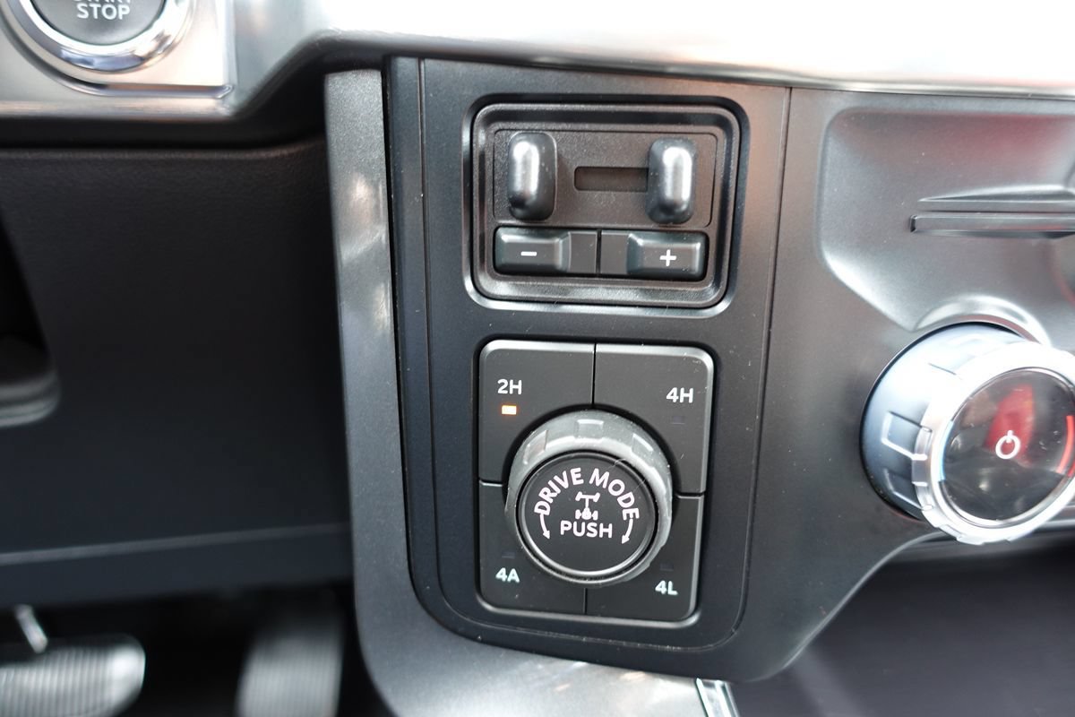 Used 2023 Ford F150 Lariat w/ Equipment Group 502A High AWD/4WD image 60