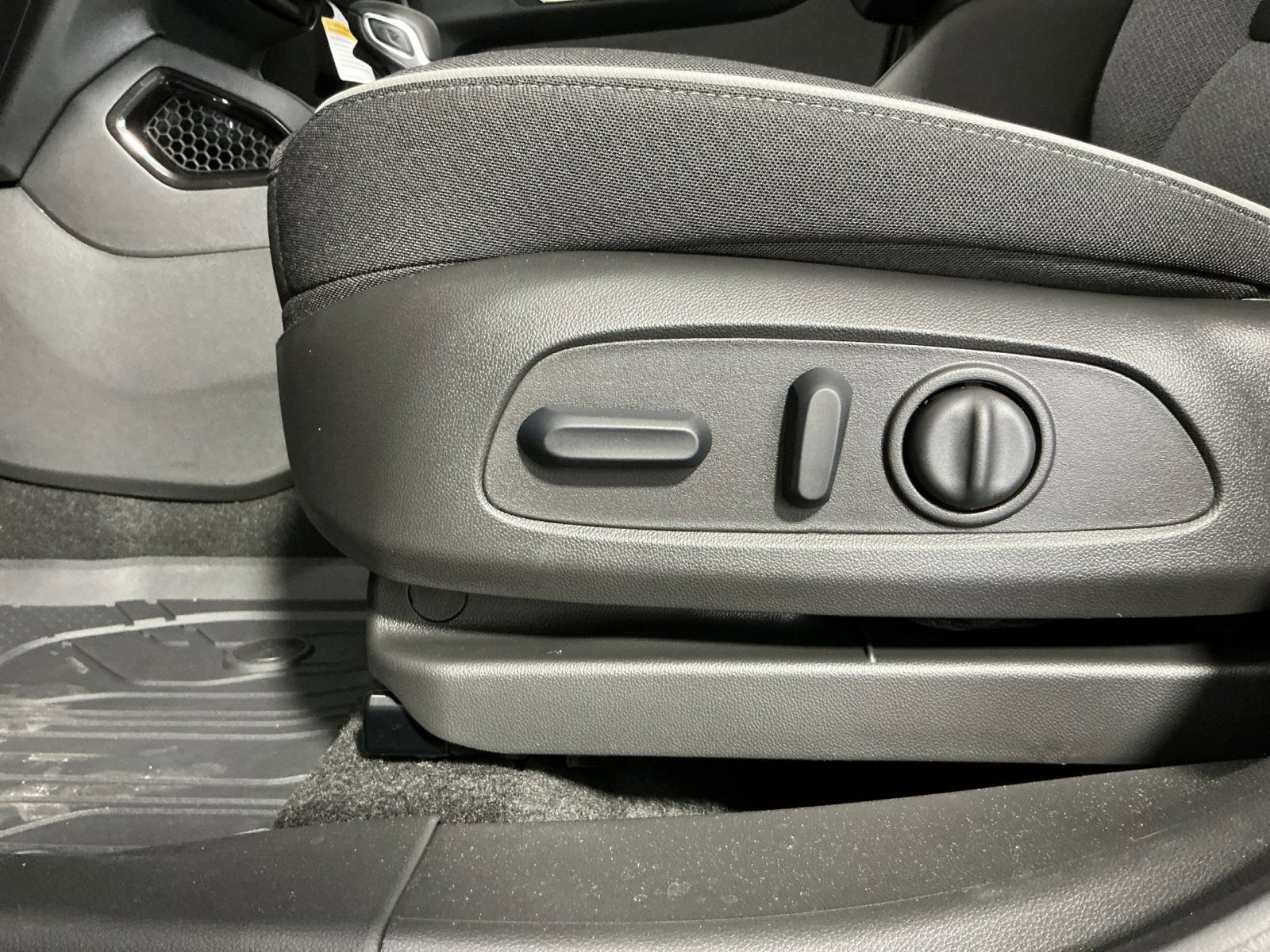 New 2026 Chevrolet TrailBlazer LT w/ Convenience Package image 22