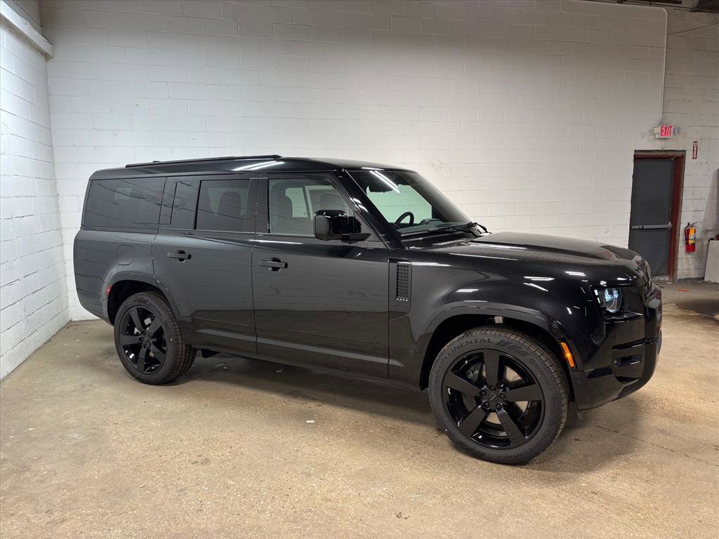 New 2026 Land Rover Defender 130 X-Dynamic SE image 5