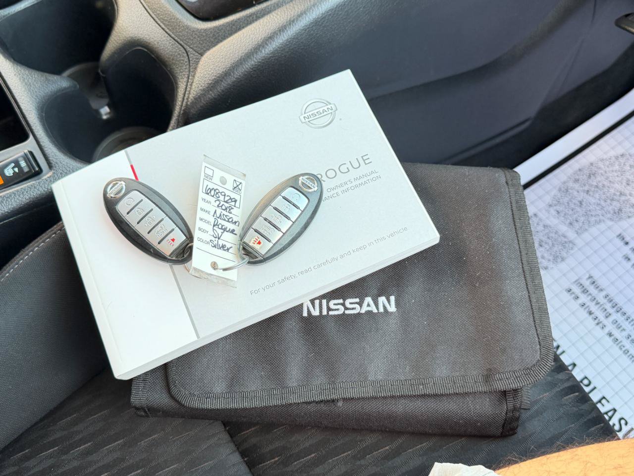 Used 2018 Nissan Rogue SV AWD/4WD image 53