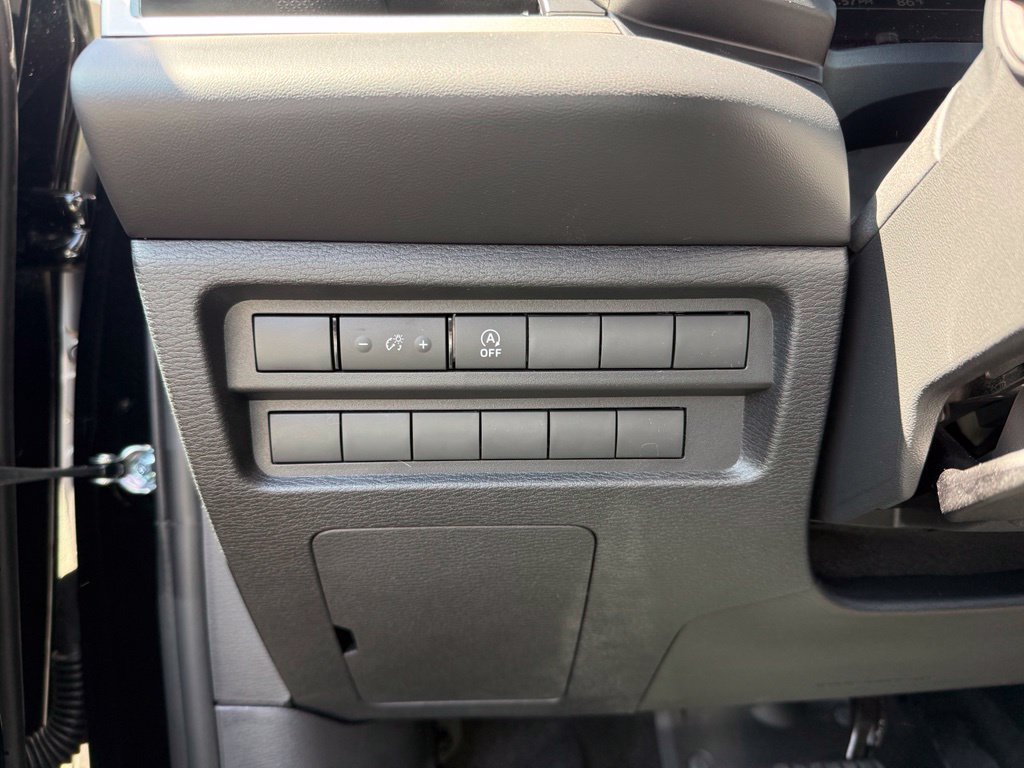 New 2026 Mitsubishi Outlander LE FWD image 29
