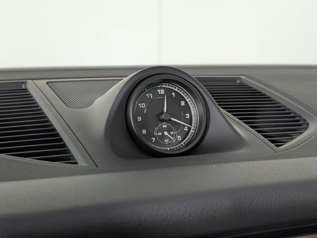 New 2026 Porsche Macan image 31