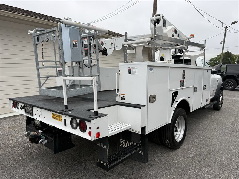 Used 2022 RAM 5500 Tradesman AWD/4WD image 31