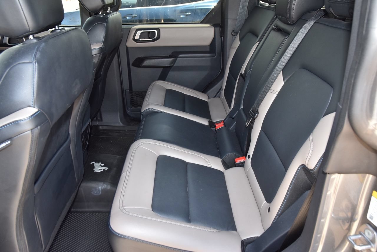 Used 2024 Ford Bronco Wildtrak AWD/4WD image 12