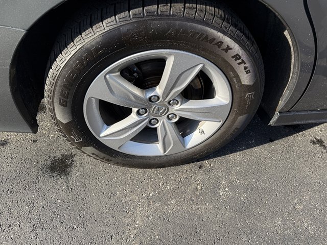 Used 2019 Honda Odyssey EX image 7