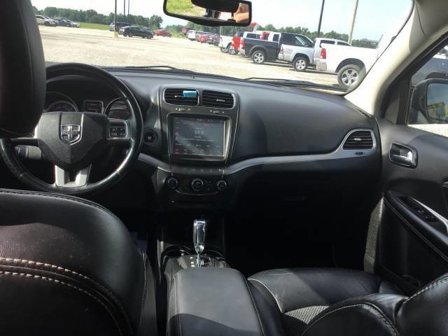 Used 2017 Dodge Journey Crossroad w/ Popular Equipment Group FWD image 13
