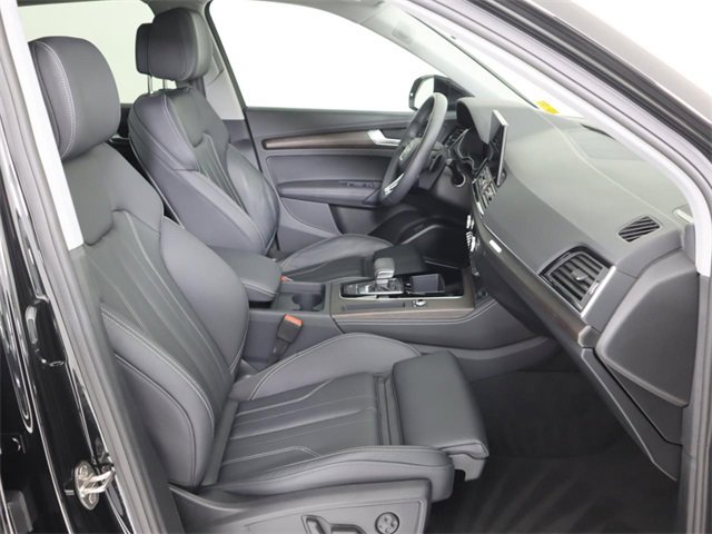 Certified 2025 Audi Q5 2.0T Premium Plus w/ Premium Plus Package image 13