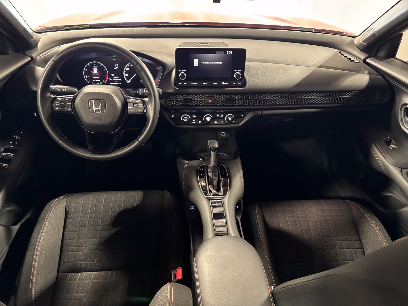 Used 2023 Honda HR-V Sport image 4