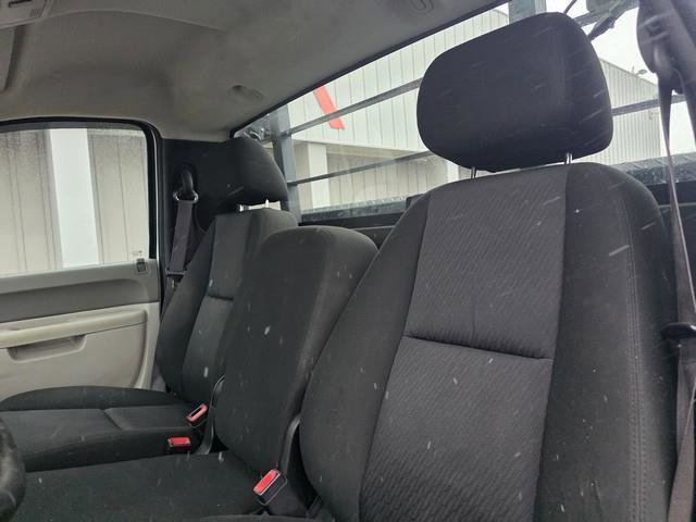 Used 2014 Chevrolet Silverado 2500 W/T w/ Snow Plow Prep Package image 8