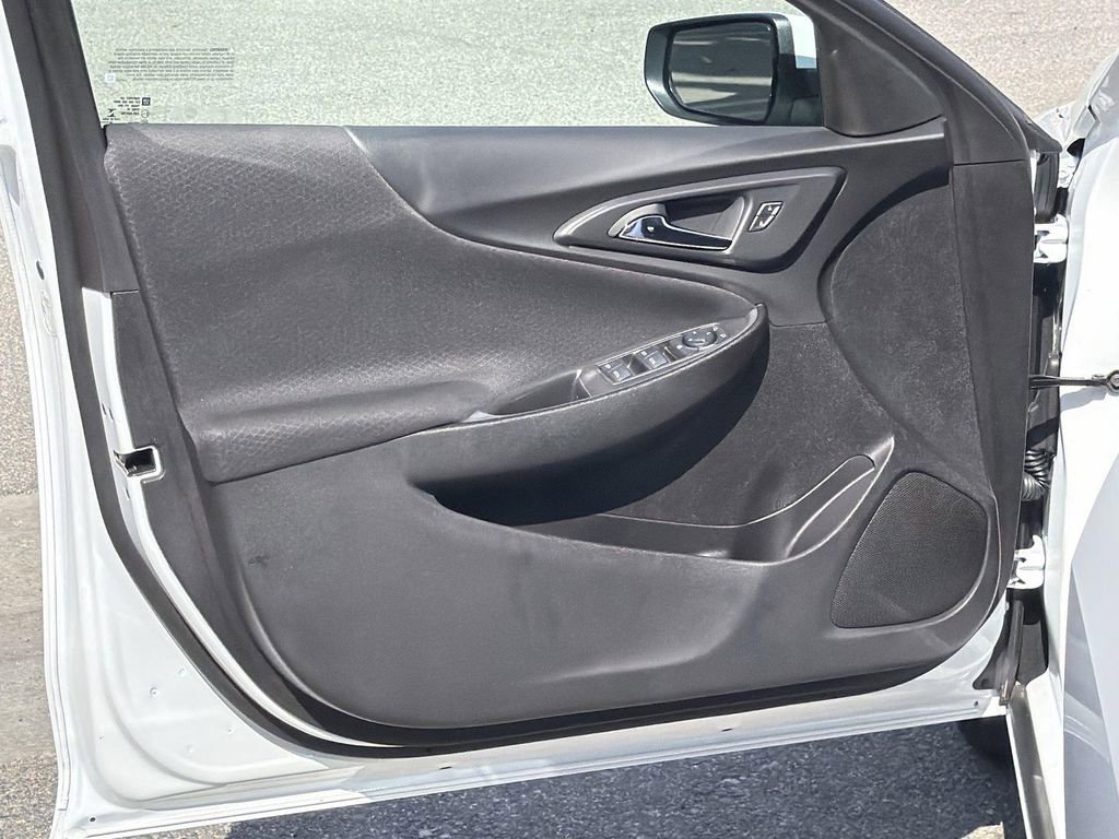 Used 2025 Chevrolet Malibu RS image 17