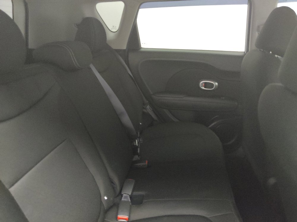 Used 2017 Kia Soul FWD image 19