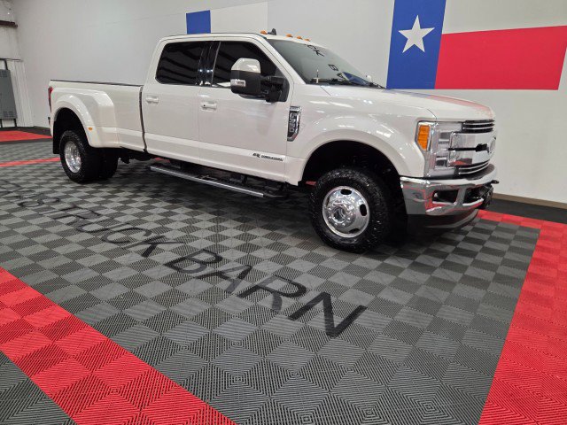 Used 2019 Ford F350 Lariat w/ Lariat Ultimate Package AWD/4WD image 10