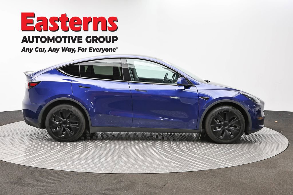 Used 2020 Tesla Model Y Long Range image 4