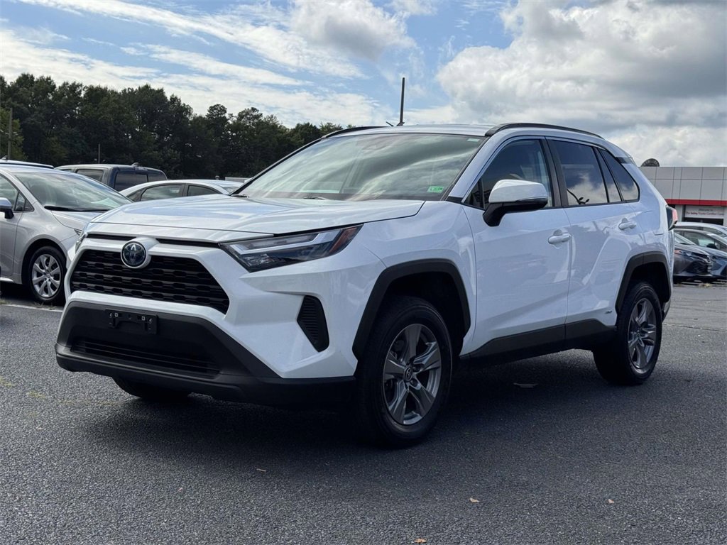 Used 2024 Toyota RAV4 XLE image 23