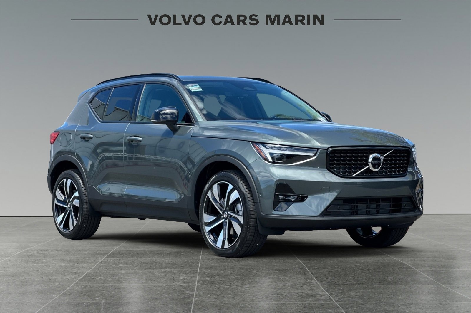 New 2026 Volvo XC40 B5 Ultra w/ Protection Package image 9