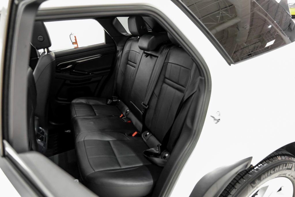 Used 2023 Land Rover Range Rover Evoque R-Dynamic S image 32