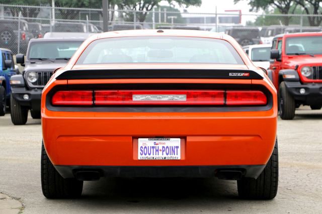 Used 2009 Dodge Challenger SRT8 w/ SRT Option Group II RWD image 6