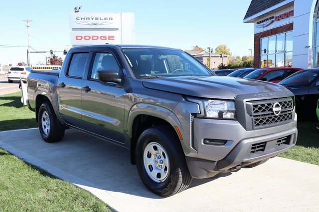 Used 2022 Nissan Frontier S w/ Technology Package image 2