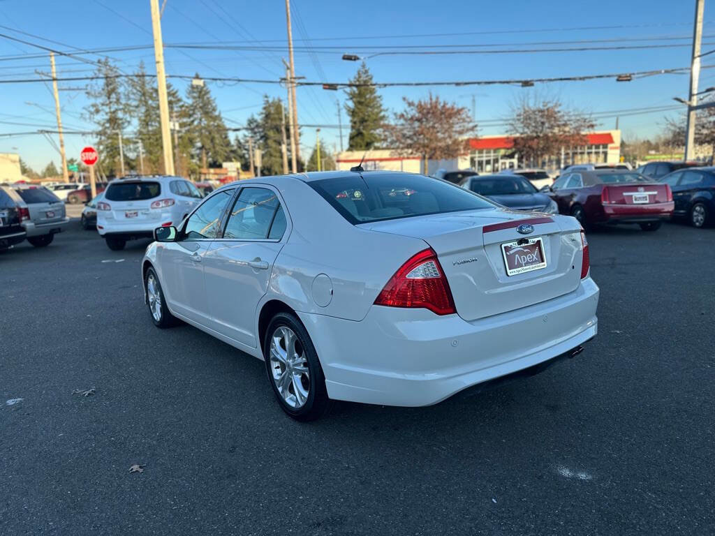 Used 2012 Ford Fusion SE image 10