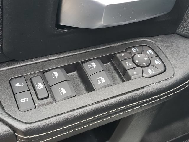 New 2026 RAM 2500 Big Horn AWD/4WD image 15