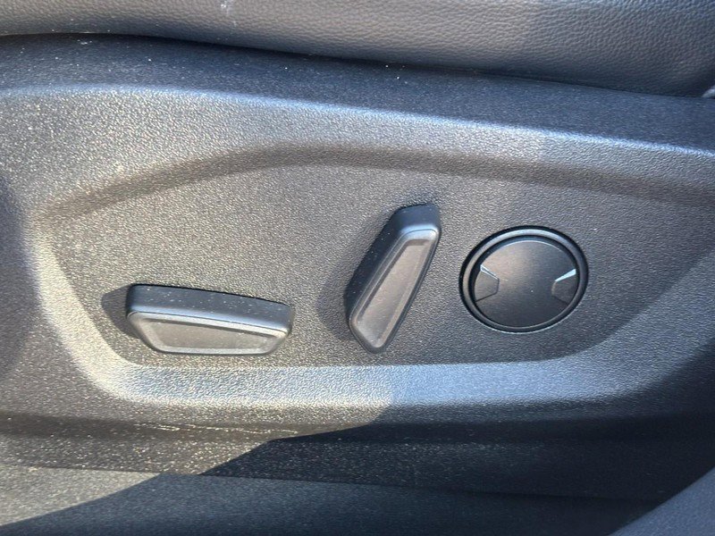 Used 2022 Ford Edge SEL w/ Convenience Package image 16