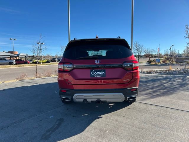 Used 2025 Honda Pilot Elite image 7