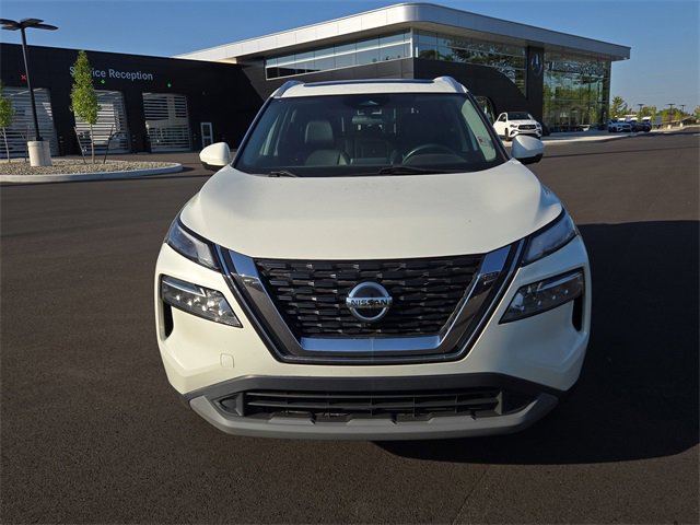 Used 2021 Nissan Rogue SV w/ Premium Package image 6